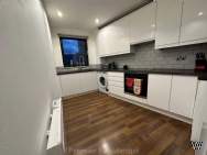 Main Photo of a 3 bedroom  Apartment to rent