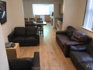 Main Photo of a 8 bedroom  Terraced House to rent
