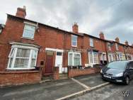 Main Photo of a 6 bedroom  Terraced House for sale