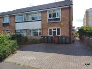 Main Photo of a 2 bedroom  Maisonette to rent