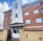 Main Photo of a 2 bedroom  Flat to rent