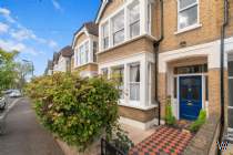 Main Photo of a 5 bedroom  House for sale