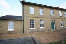 Main Photo of a 4 bedroom  Semi Detached House to rent