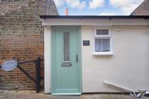 Main Photo of a Studio to rent