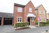 Main Photo of a 3 bedroom  Detached House for sale