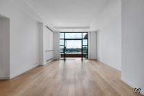 Main Photo of a 2 bedroom  Flat to rent