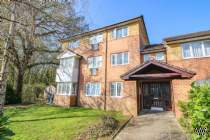 Main Photo of a 2 bedroom  Flat for sale