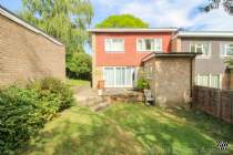 Main Photo of a 3 bedroom  End of Terrace House for sale