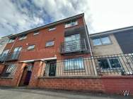 Main Photo of a 4 bedroom  Town House to rent