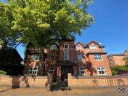 Main Photo of a 2 bedroom  Apartment to rent