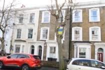 Main Photo of a 1 bedroom  Flat for sale