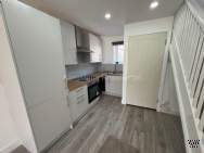 Main Photo of a 1 bedroom  Terraced House to rent
