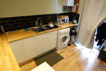 Main Photo of a 2 bedroom  Flat to rent