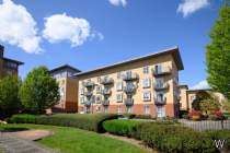 Main Photo of a 1 bedroom  Flat for sale