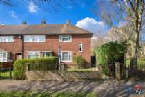 Main Photo of a 3 bedroom  End of Terrace House for sale