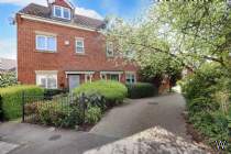 Main Photo of a 3 bedroom  House for sale