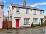 Main Photo of a 3 bedroom  Semi Detached House for sale