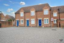 Main Photo of a 2 bedroom  Terraced House for sale