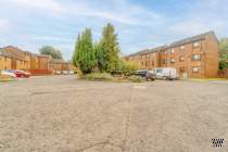 Main Photo of a 2 bedroom  Flat to rent