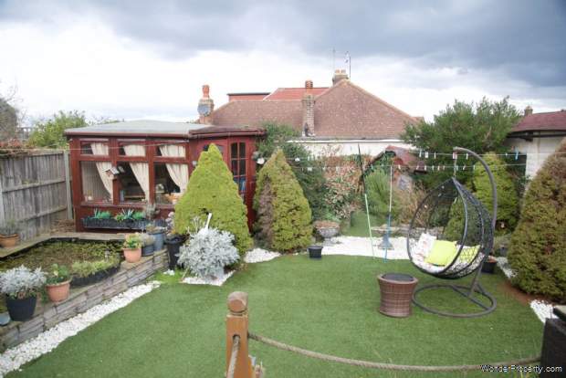 Main Photo