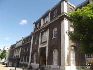 Main Photo of a 2 bedroom  Apartment for sale
