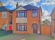 Main Photo of a 3 bedroom  Detached House to rent