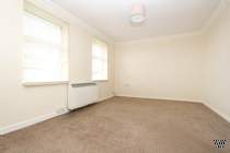 Main Photo of a 2 bedroom  Flat to rent