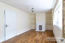 Main Photo of a 2 bedroom  Flat to rent