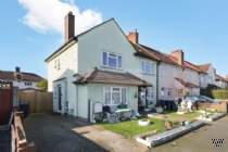 Main Photo of a 2 bedroom  Maisonette for sale