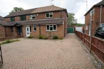 Main Photo of a 3 bedroom  Semi Detached House to rent