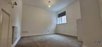 Main Photo of a 2 bedroom  Flat to rent