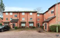 Main Photo of a 2 bedroom  Flat for sale