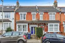 Main Photo of a 2 bedroom  Maisonette for sale