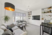 Main Photo of a 2 bedroom  Apartment for sale