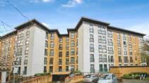 Main Photo of a 2 bedroom  Flat to rent
