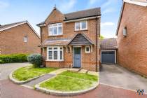 Main Photo of a 4 bedroom  Detached House for sale