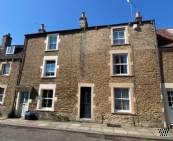 Main Photo of a 3 bedroom  Town House for sale