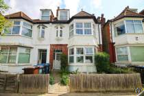 Main Photo of a 2 bedroom  Flat to rent