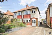 Main Photo of a 3 bedroom  Semi Detached House to rent