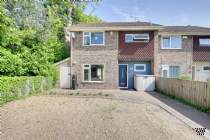 Main Photo of a 3 bedroom  End of Terrace House for sale