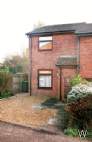 Main Photo of a 3 bedroom  End of Terrace House to rent