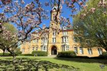 Main Photo of a 2 bedroom  Apartment for sale