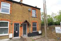 Main Photo of a 2 bedroom  End of Terrace House for sale