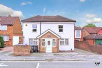 Main Photo of a 1 bedroom  Flat for sale