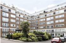 Main Photo of a 2 bedroom  Flat for sale