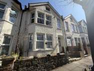 Main Photo of a 2 bedroom  Maisonette for sale