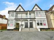 Main Photo of a 3 bedroom  Apartment to rent