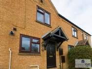 Main Photo of a 2 bedroom  Terraced House to rent