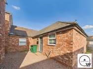 Main Photo of a 2 bedroom  Bungalow to rent