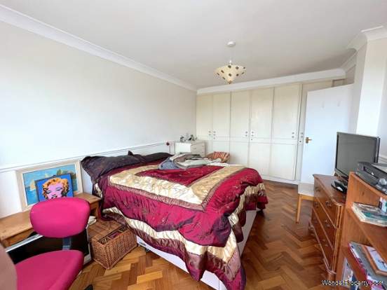 Main Photo